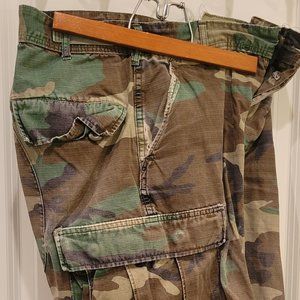 Vintage army camo ripstop nylon trousers SUPERCOOL